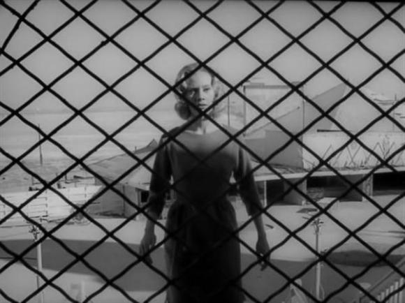 600full-carnival-of-souls-screenshotCustom